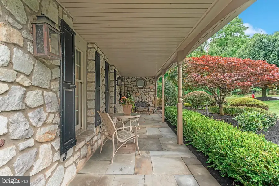 259 Schan Dr, Southampton, PA 18966 - #2