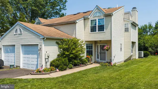 19 Kern Dr, PERKASIE, PA 18944