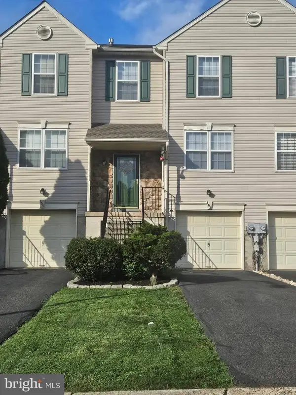 163 Strawberry Ln, PERKASIE, PA 18944