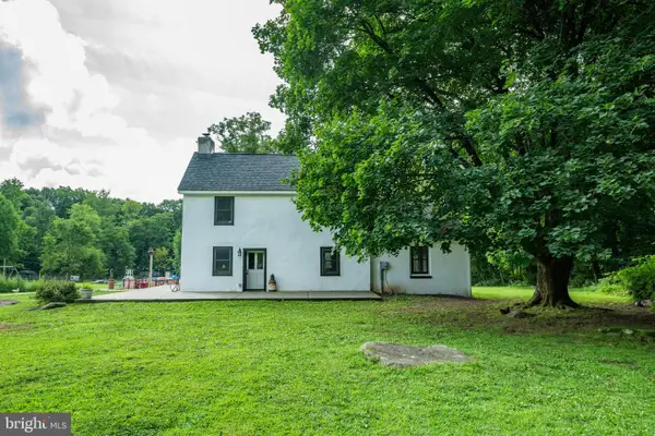 1328 Cobbler Rd, QUAKERTOWN, PA 18951