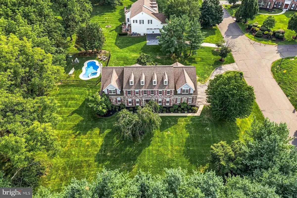 1 Pheasant Run Rd, New Hope, PA 18938 - #1