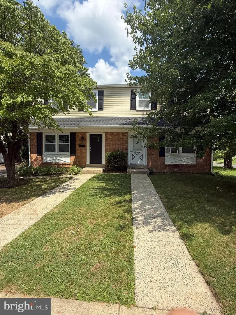 263 N Penrose St, Quakertown, PA 18951 - #2