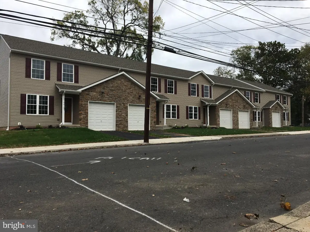 1015 Juniper St, Quakertown, PA 18951 - #1
