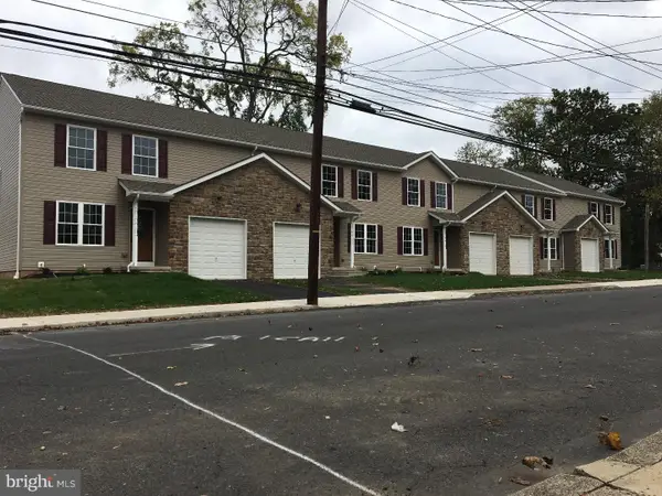 1015 Juniper St, QUAKERTOWN, PA 18951