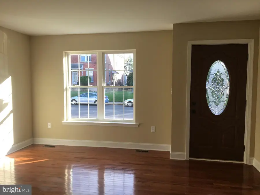 1015 Juniper St, Quakertown, PA 18951 - #3