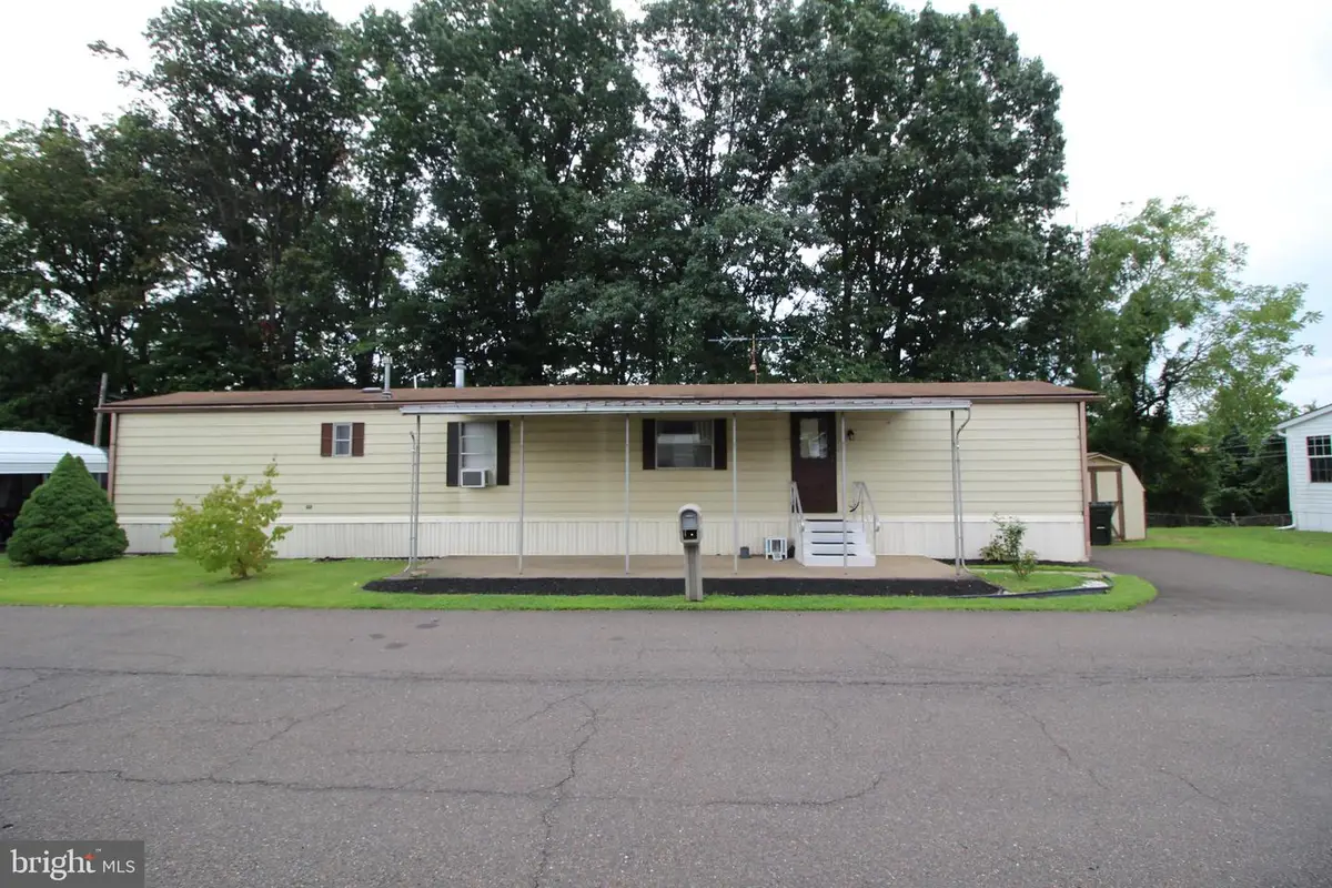 3445 Aster Ave, Feasterville Trevose, PA 19053 - #1