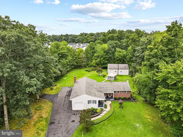929 Creamery Rd, NEWTOWN, PA 18940