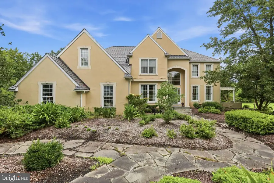 17 Davis Dr, Washington Crossing, PA 18977 - #2