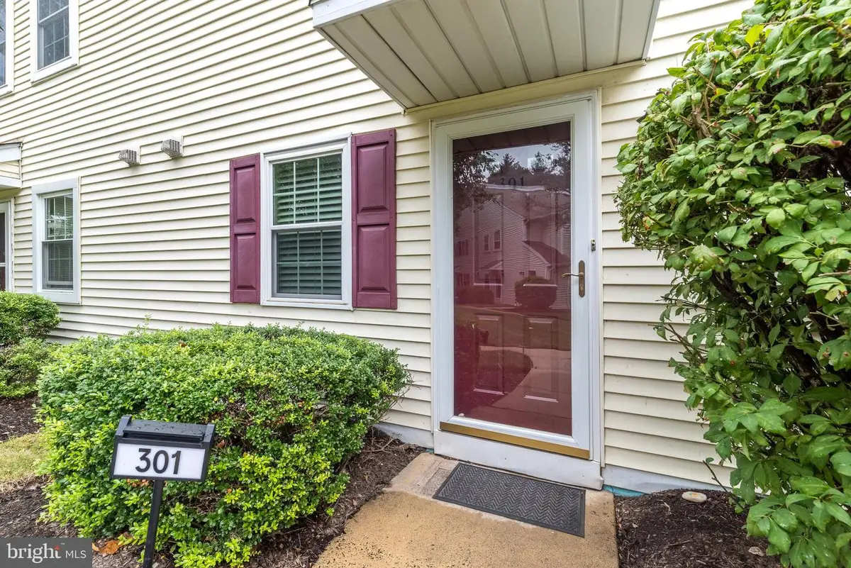 301 Steamboat Sta, Southampton, PA 18966 - #1