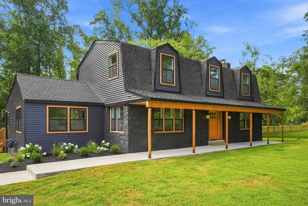 11 Stoopville Rd, Newtown, PA 18940 - #1
