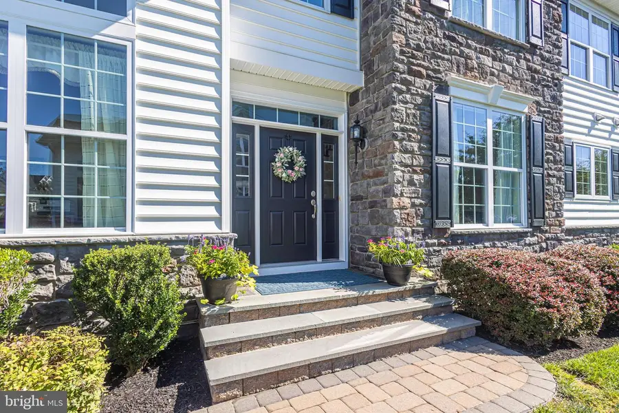 12 Brown Ln, Newtown, PA 18940 - #3