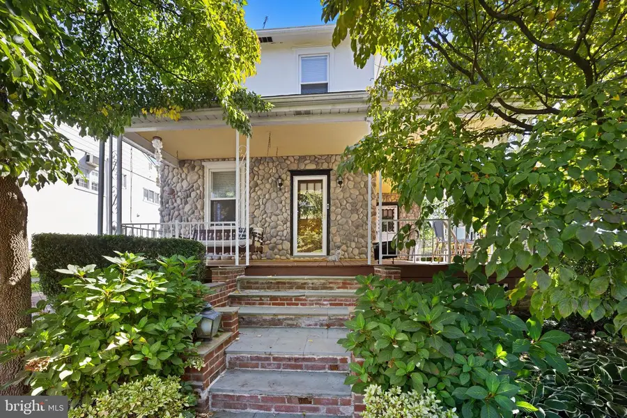 1043 Avenue #b, Langhorne, PA 19047 - #2