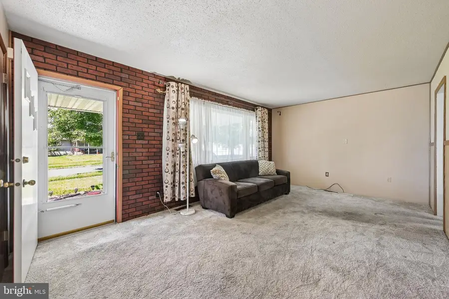 1027 Hilary Ave, Croydon, PA 19021 - #3
