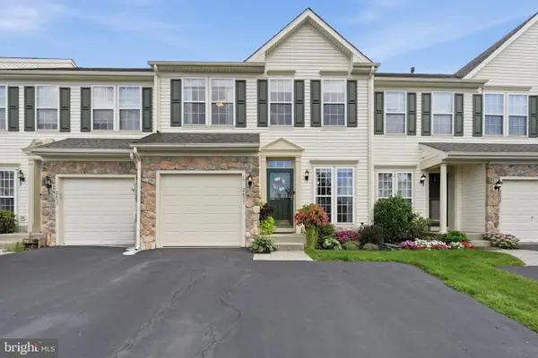 2361 Crabapple Cir, PERKASIE, PA 18944