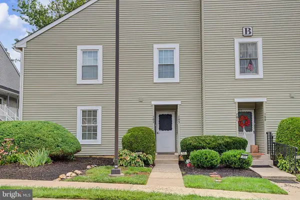 702 E Parker St, LANGHORNE, PA 19047