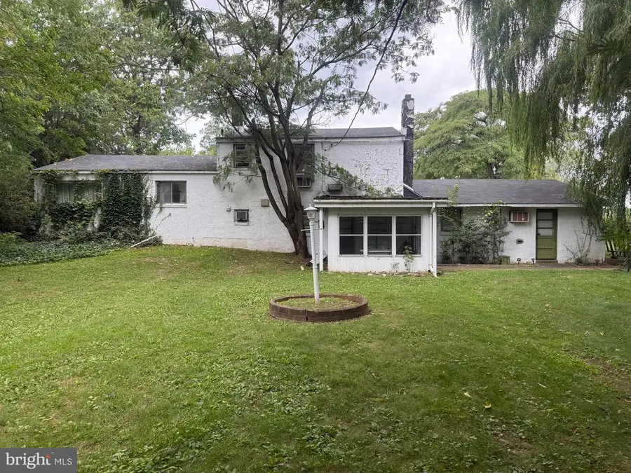 2072 Hansell Dr, Bensalem, PA 19020 - #3