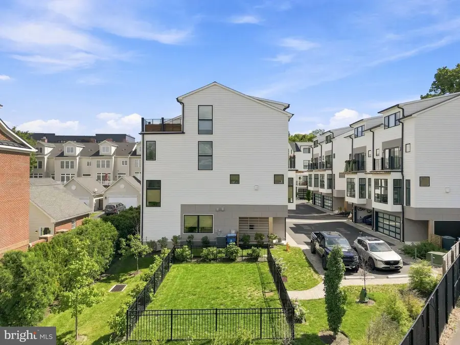 7 Clear Springs Ct, Doylestown, PA 18901 - #3