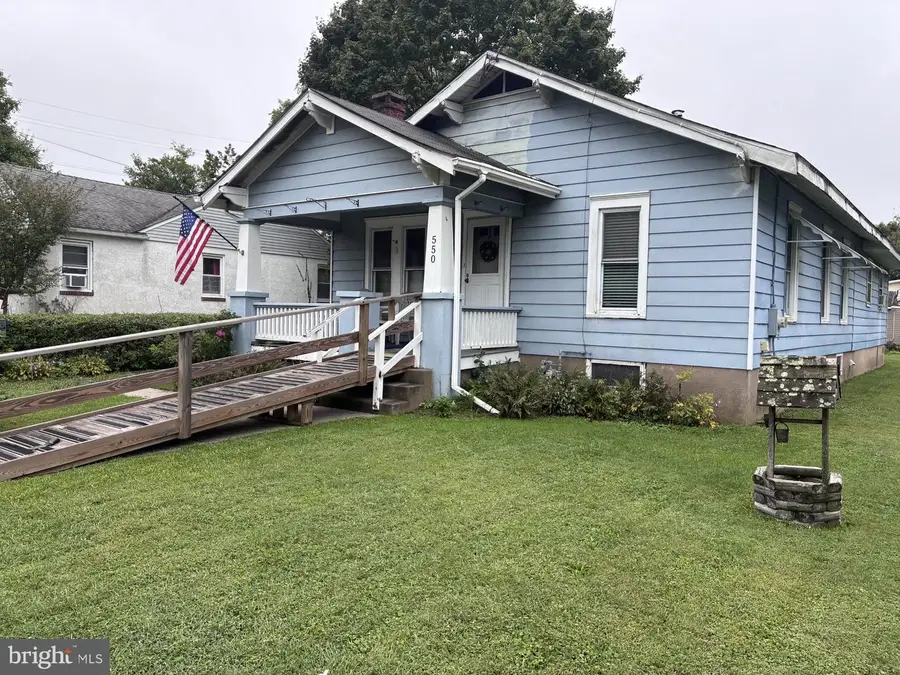 550 E Washington Ave Ave, Newtown, PA 18940 - #3