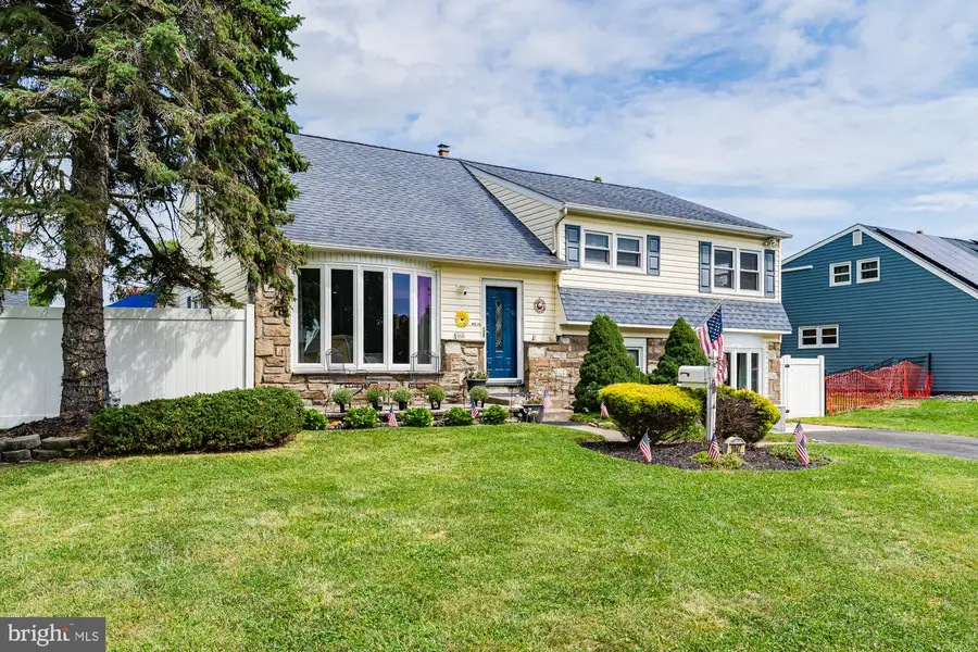 1047 Coronet Rd, Warminster, PA 18974 - #3
