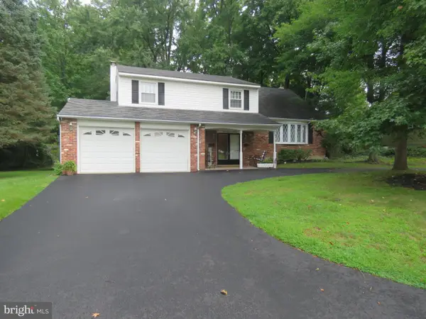 1213 Kings Ave, BENSALEM, PA 19020