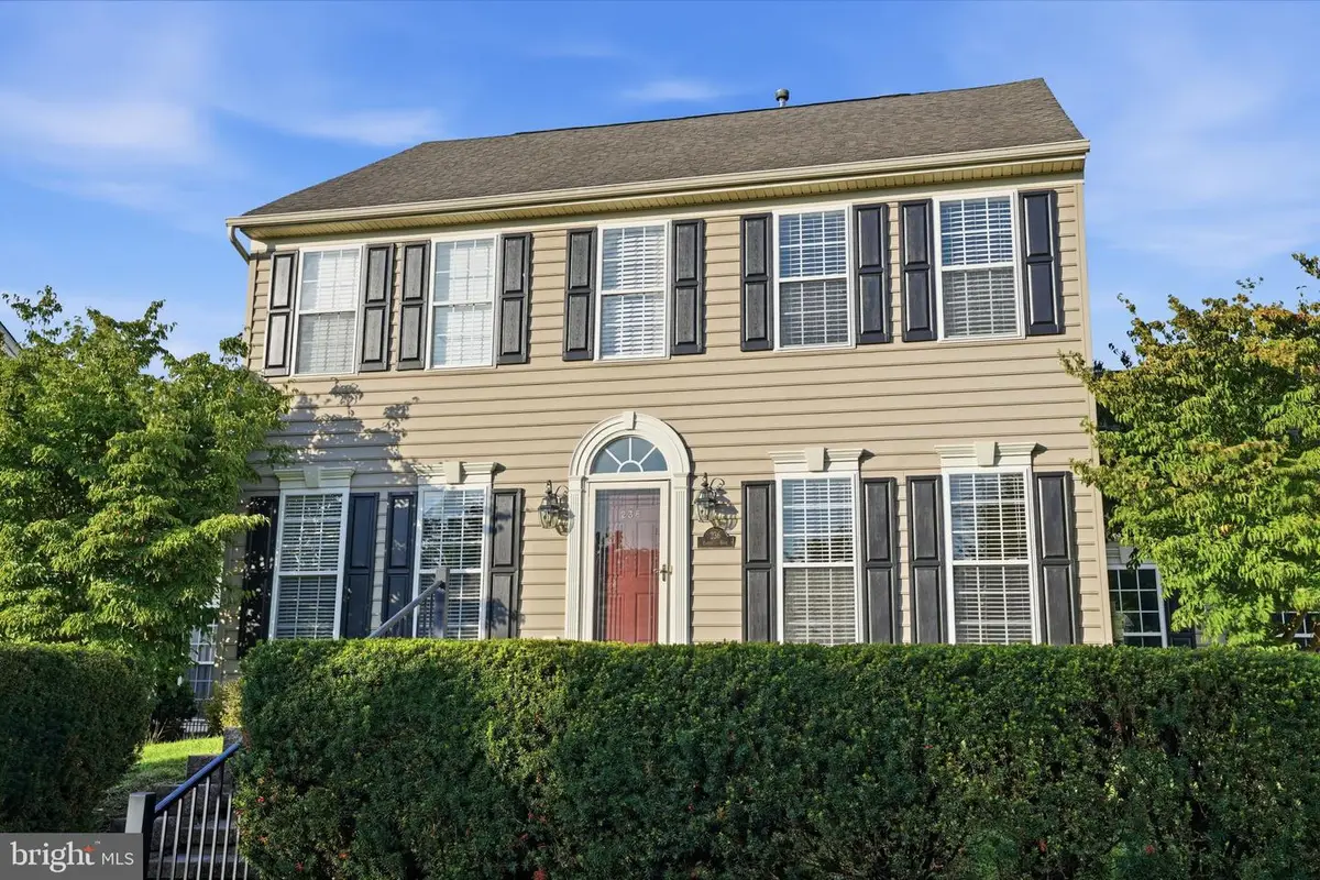 236 Barnhill Rd, Perkasie, PA 18944 - #1