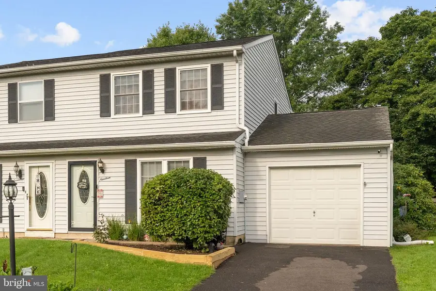 19 Lucky, Quakertown, PA 18951 - #3