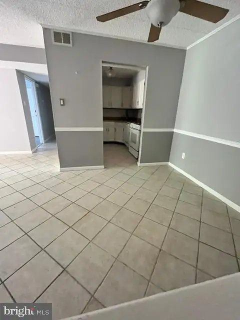 114 Leedom #114, Newtown, PA 18940 - #2