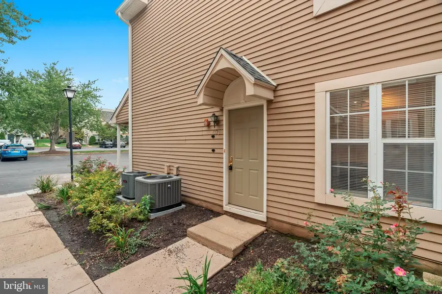 805 Society Pl, Newtown, PA 18940 - #2