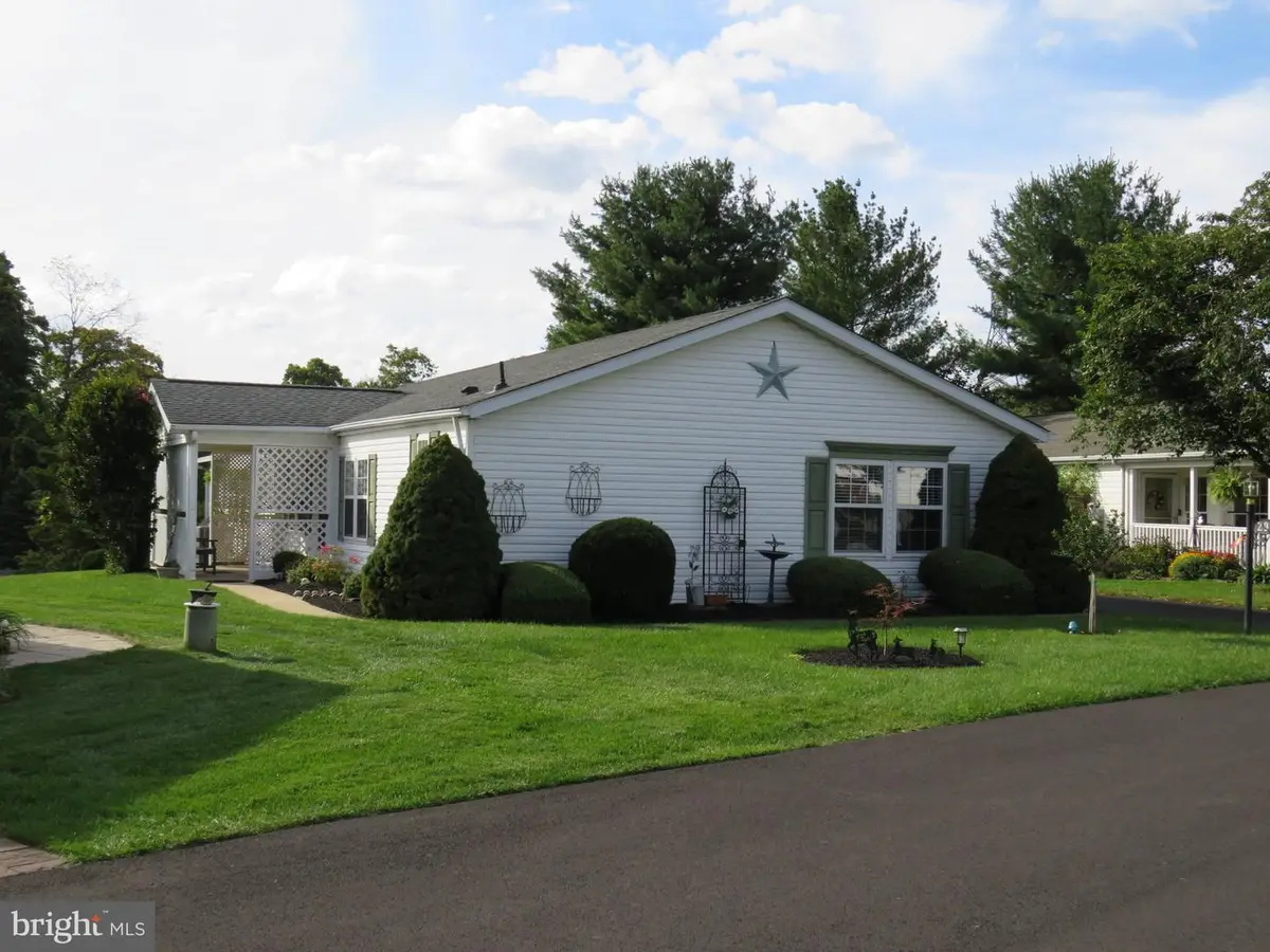 296 Blackberry Cir, New Hope, PA 18938 - #1