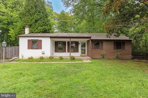 80 Hidden Woods Ln, WARMINSTER, PA 18974
