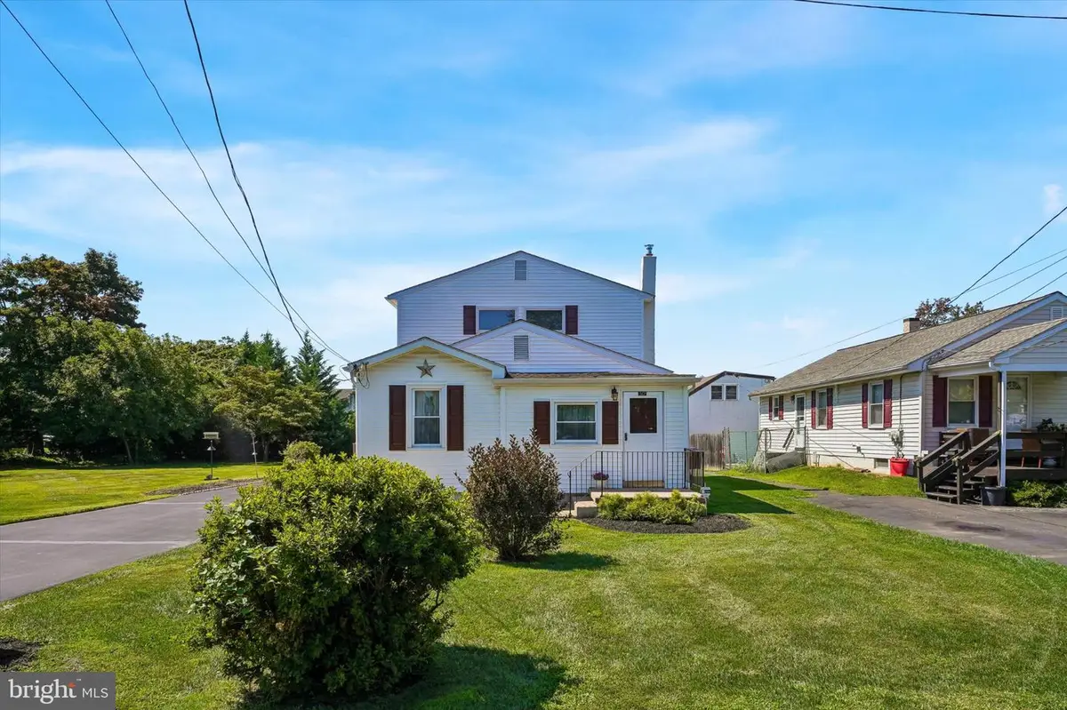 312 Elm St, Warminster, PA 18974 - #1