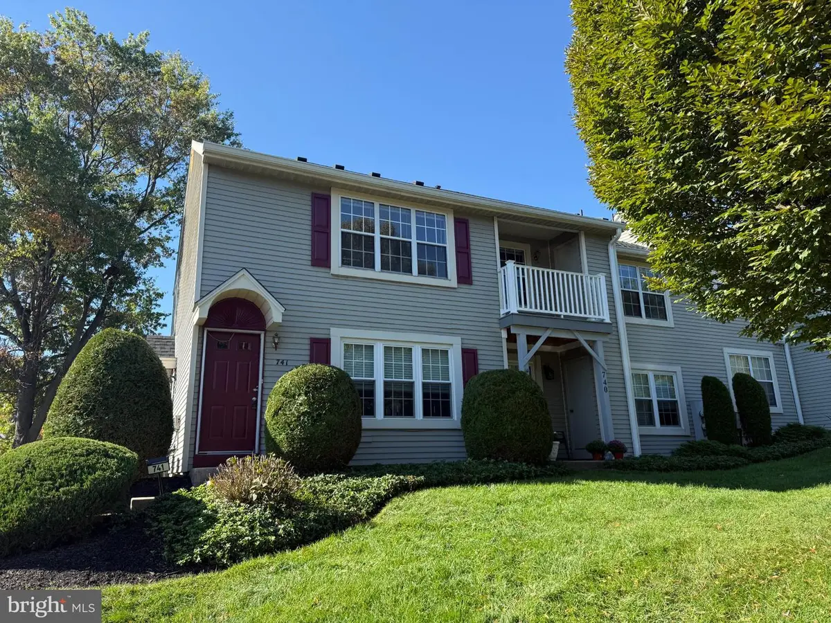 741 Sparrow Ln #a2, Langhorne, PA 19047 - #1