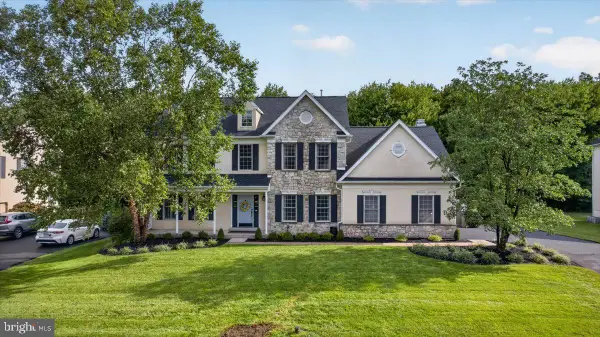 813 Princeton Dr, WARRINGTON, PA 18976