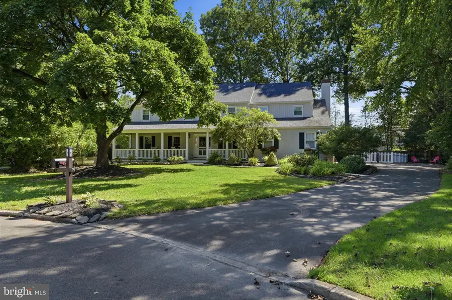 6 Moon Cir, Yardley, PA 19067 - #2