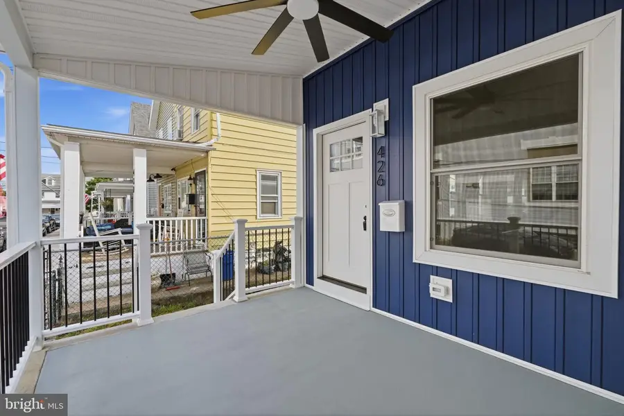 426 Logan St, Bristol, PA 19007 - #2