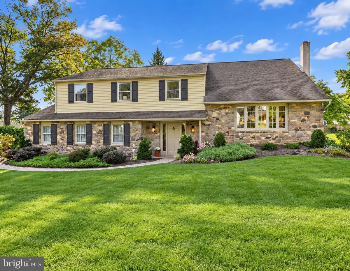 130 Andrew Dr, Newtown, PA 18940 - #1