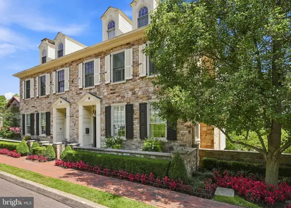68 New St, NEW HOPE, PA 18938