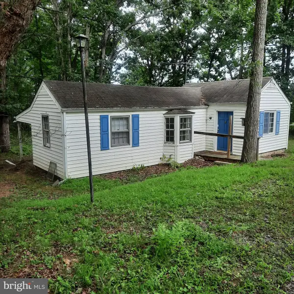 20 Iron Bridge Rd, PIPERSVILLE, PA 18947