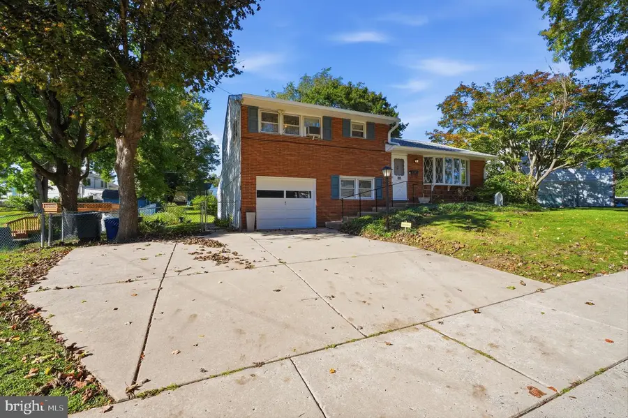 320 Rumpf Ave, Langhorne, PA 19047 - #2