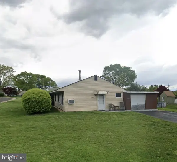 265 Wyandotte Rd, FAIRLESS HILLS, PA 19030