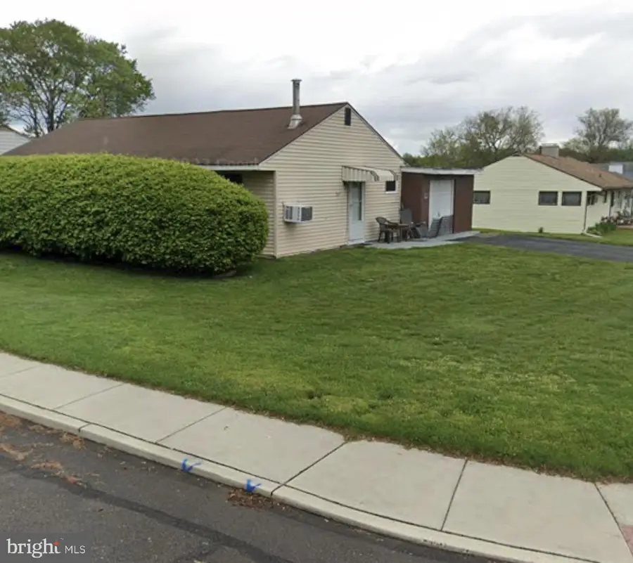 265 Wyandotte Rd, Fairless Hills, PA 19030 - #3