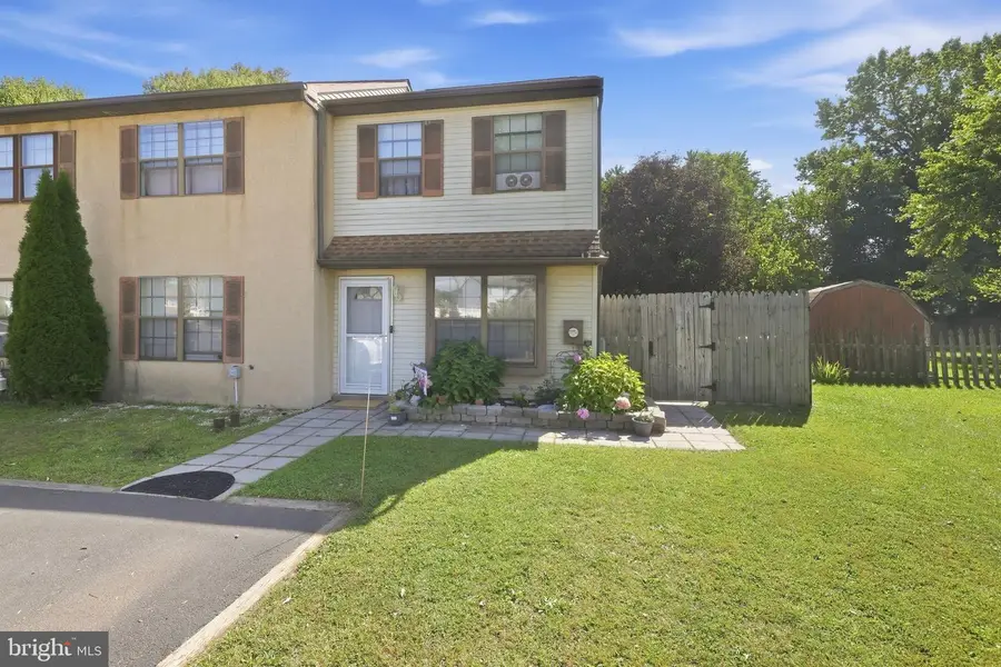 111 Cypress Dr, Quakertown, PA 18951 - #2
