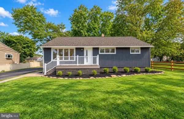 473 3rd Ave, WARMINSTER, PA 18974