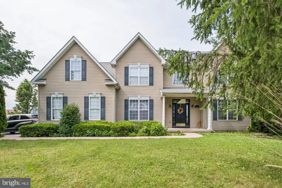211 Tollgate Rd, Quakertown, PA 18951 - #2