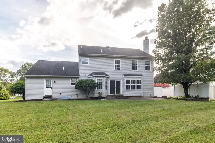 347 Beechwood Dr, Sellersville, PA 18960 - #3
