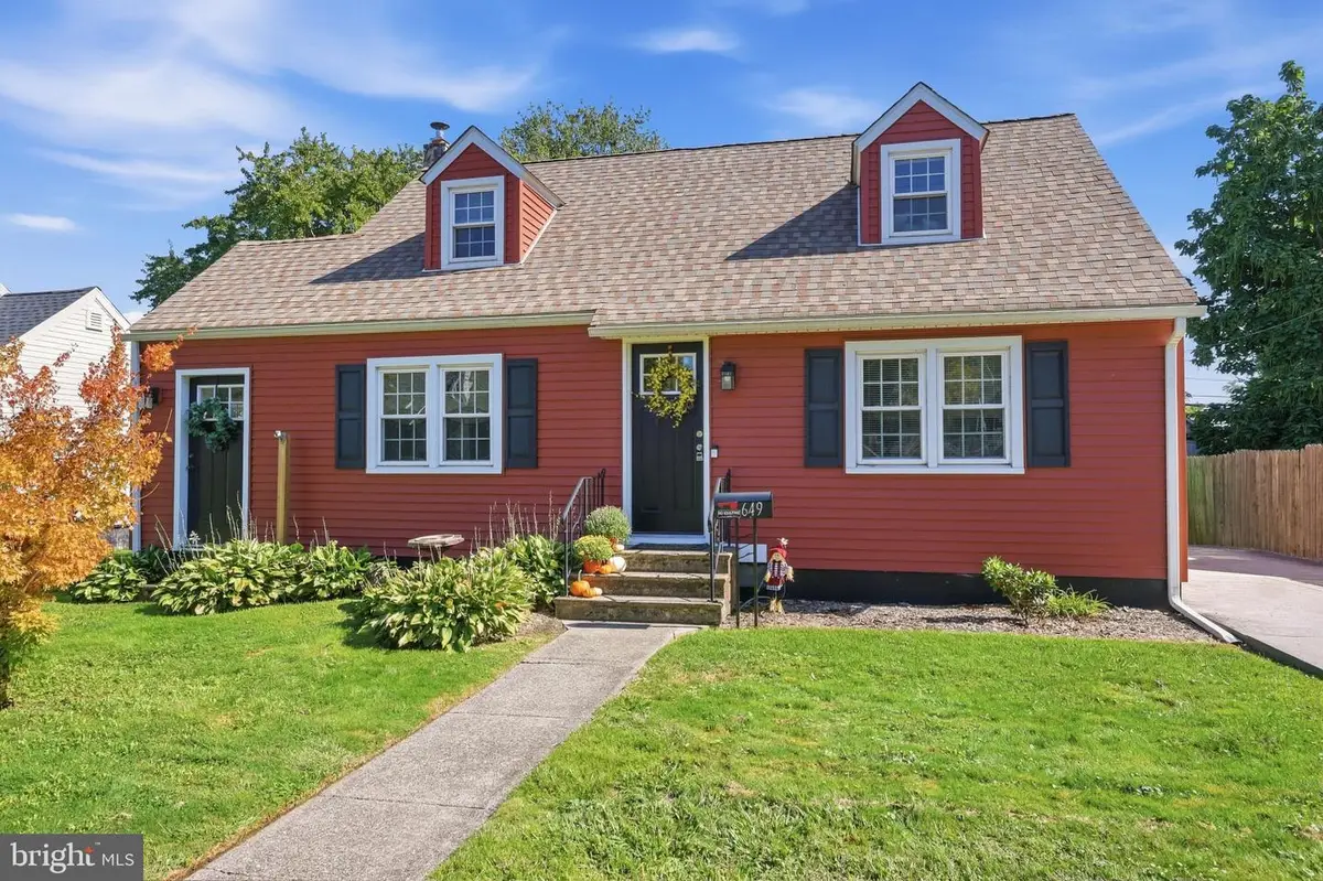 649 Hillcrest, Morrisville, PA 19067 - #1