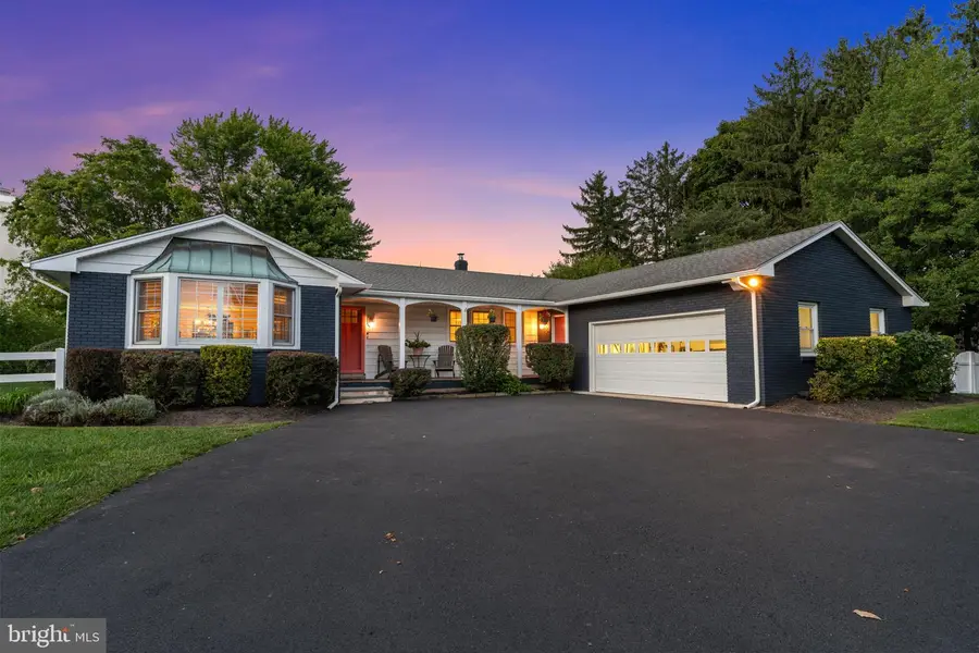 259 Frost Ln, Newtown, PA 18940 - #2