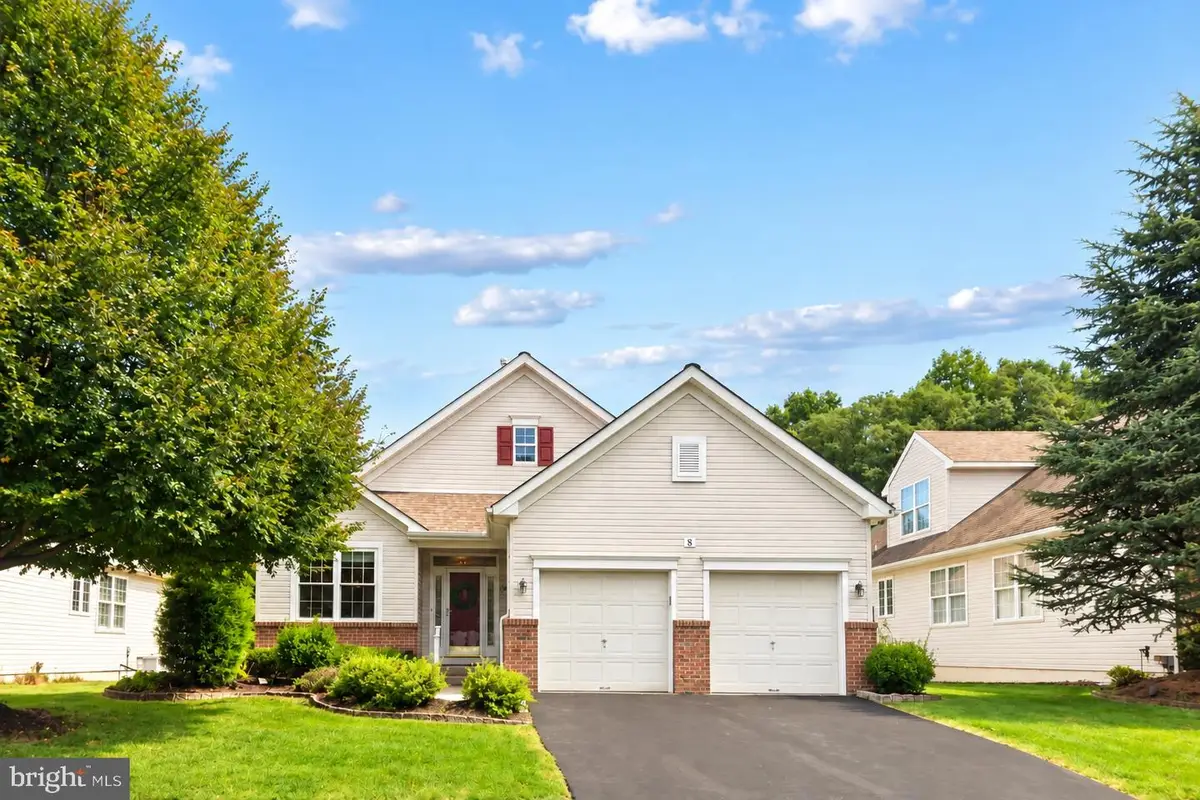 8 Zinnia Way, Langhorne, PA 19047 - #1