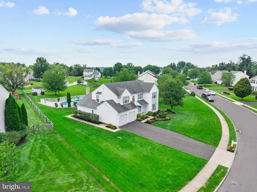 1438 Bentley Dr, Warrington, PA 18976 - #2