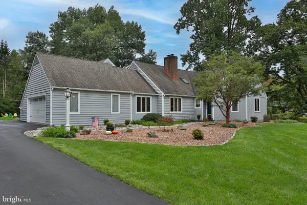 50 Forest Dr, DOYLESTOWN, PA 18901